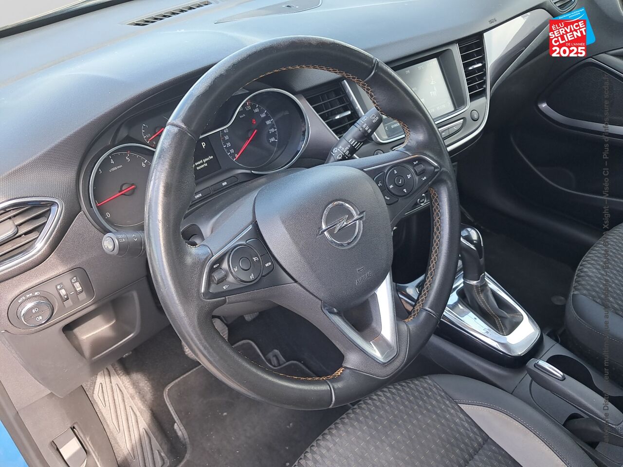 Véhicule d'occasion OPEL CROSSLAND X 1.2 TURBO 110CH INNOVATION BVA EURO 6D-T chez Renault Sélestat