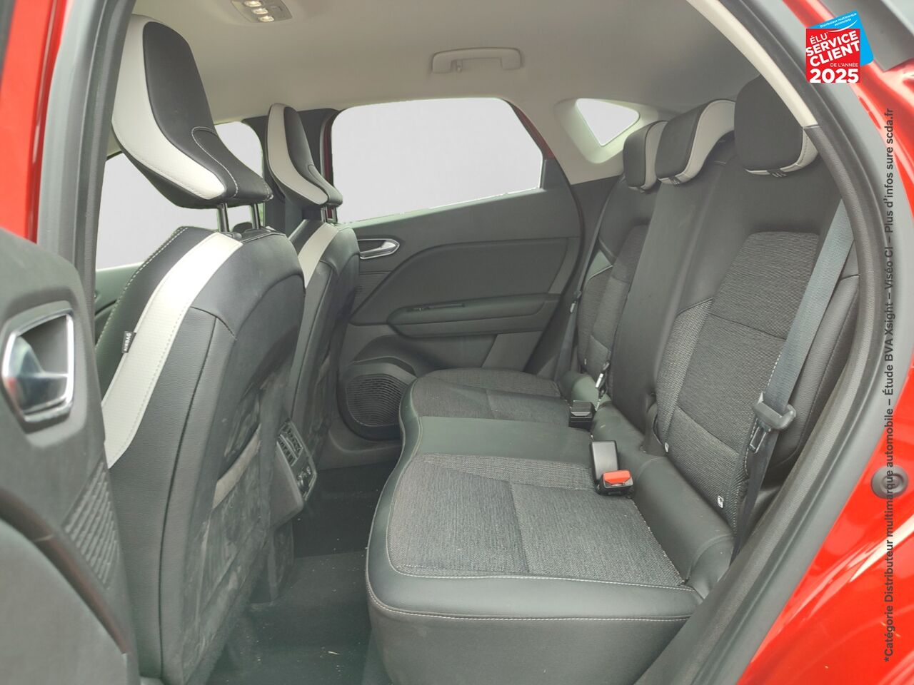Véhicule d'occasion RENAULT CAPTUR 1.0 TCE 100CH INTENS - 20 chez Hyundai Epernay