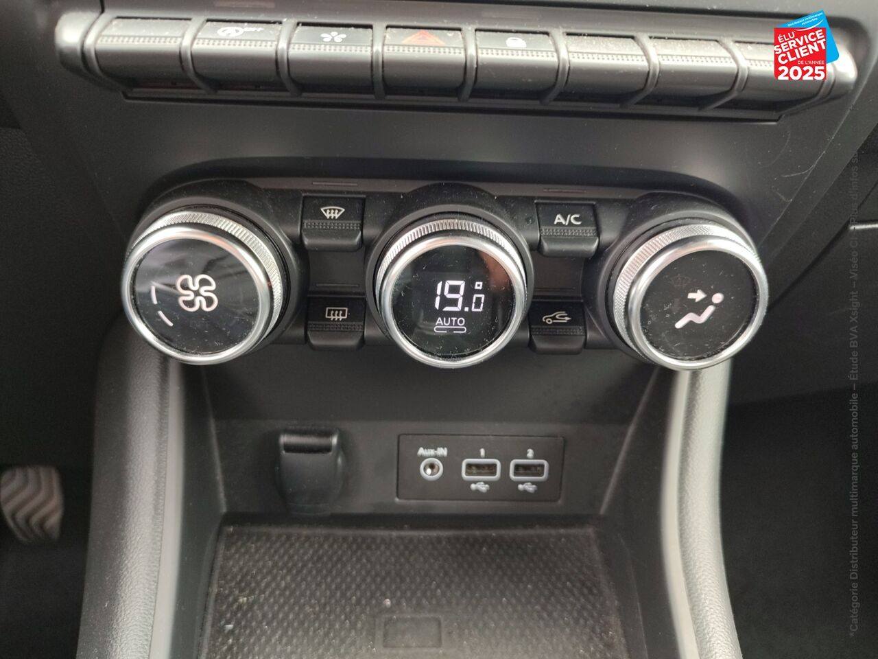 Véhicule d'occasion RENAULT CAPTUR 1.0 TCE 100CH INTENS - 20 chez Hyundai Epernay