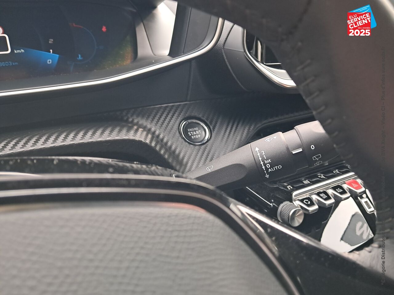 Véhicule d'occasion PEUGEOT 2008 1.2 PURETECH 100CH SS ALLURE BUSINESS chez HESS Automobile
