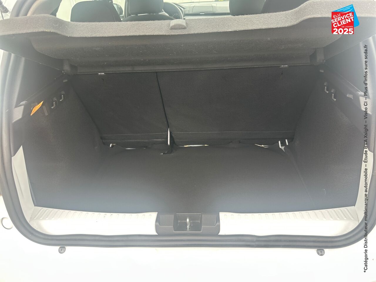Véhicule d'occasion DACIA SANDERO 1.0 SCE 65CH ESSENTIAL chez Renault Saint-Louis