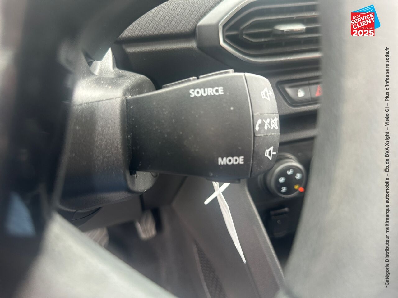 Véhicule d'occasion DACIA SANDERO 1.0 SCE 65CH ESSENTIAL chez Renault Saint-Louis