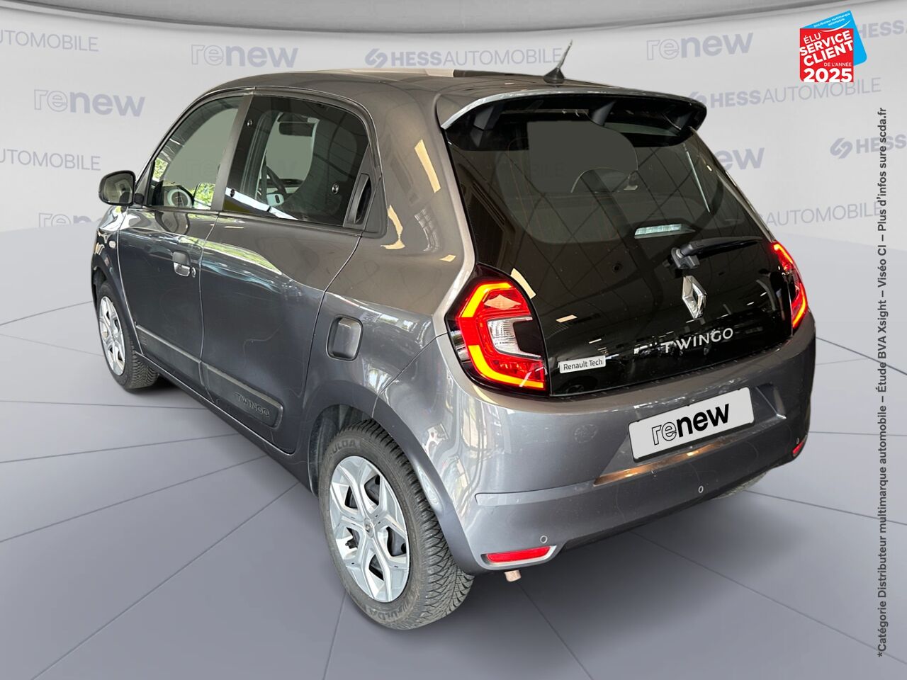 Véhicule d'occasion RENAULT TWINGO 1.0 SCE 65CH ZEN - 21 chez Toyota Verdun