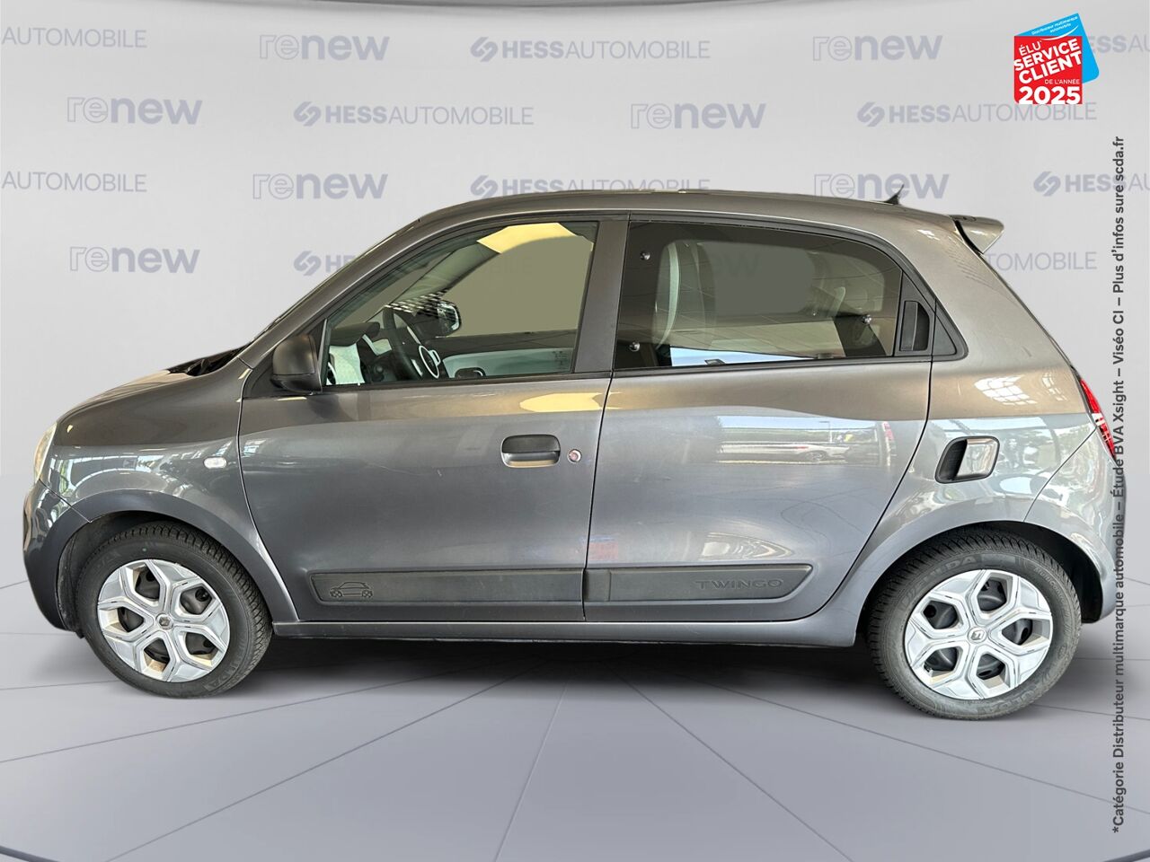 Véhicule d'occasion RENAULT TWINGO 1.0 SCE 65CH ZEN - 21 chez Toyota Verdun
