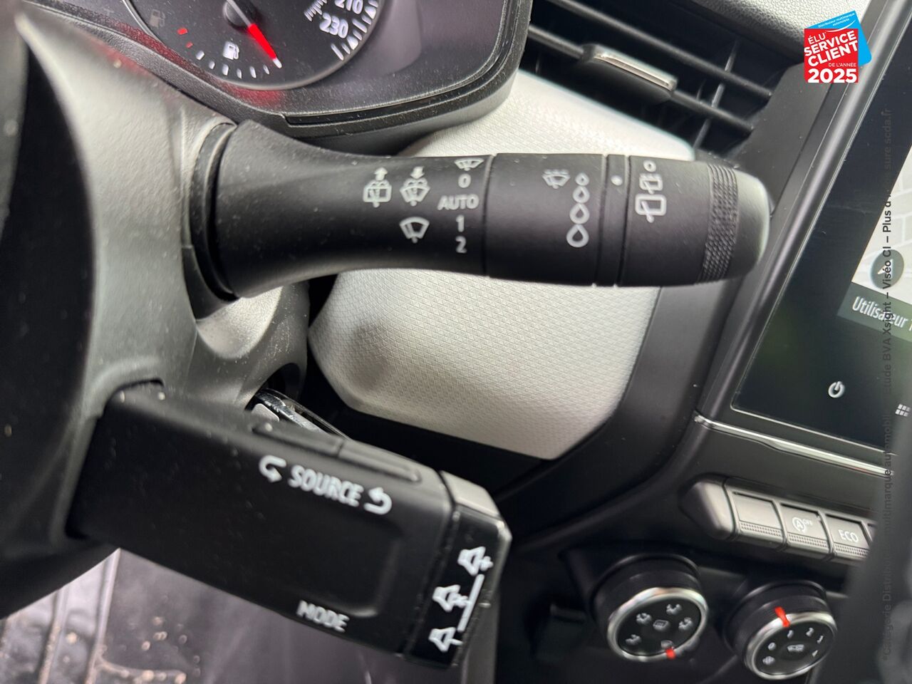 Véhicule d'occasion RENAULT CLIO 1.0 TCE 90CH EVOLUTION GPS chez Hyundai Epernay