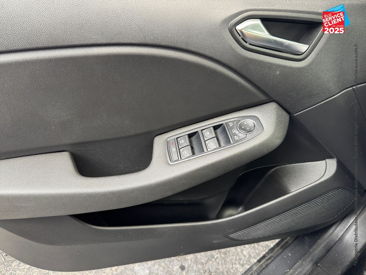 Véhicule d'occasion RENAULT CLIO 1.0 TCE 90CH EVOLUTION GPS chez Hyundai Epernay