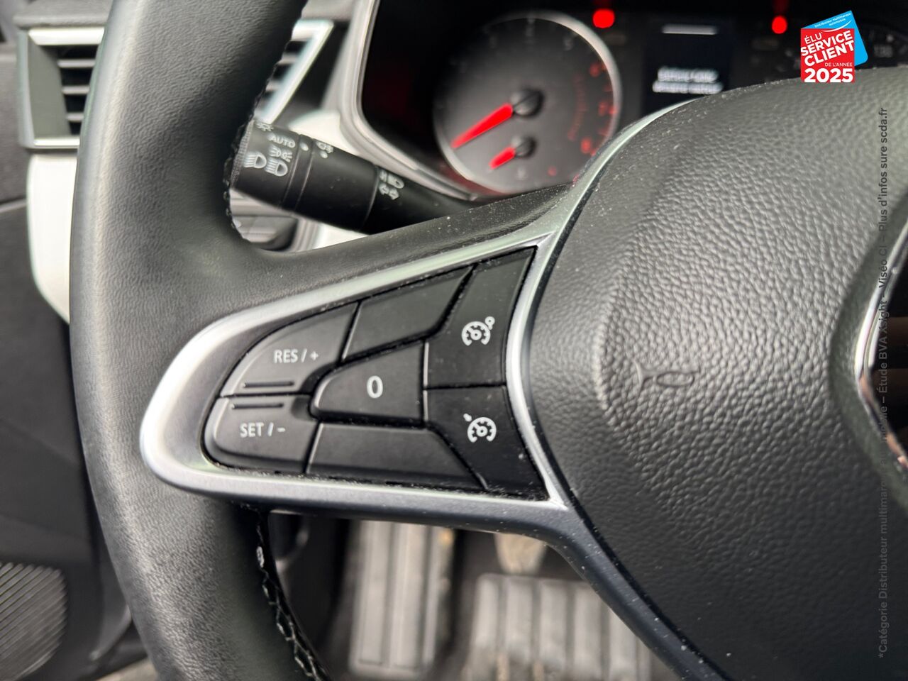 Véhicule d'occasion RENAULT CLIO 1.0 TCE 90CH EVOLUTION GPS chez Hyundai Epernay