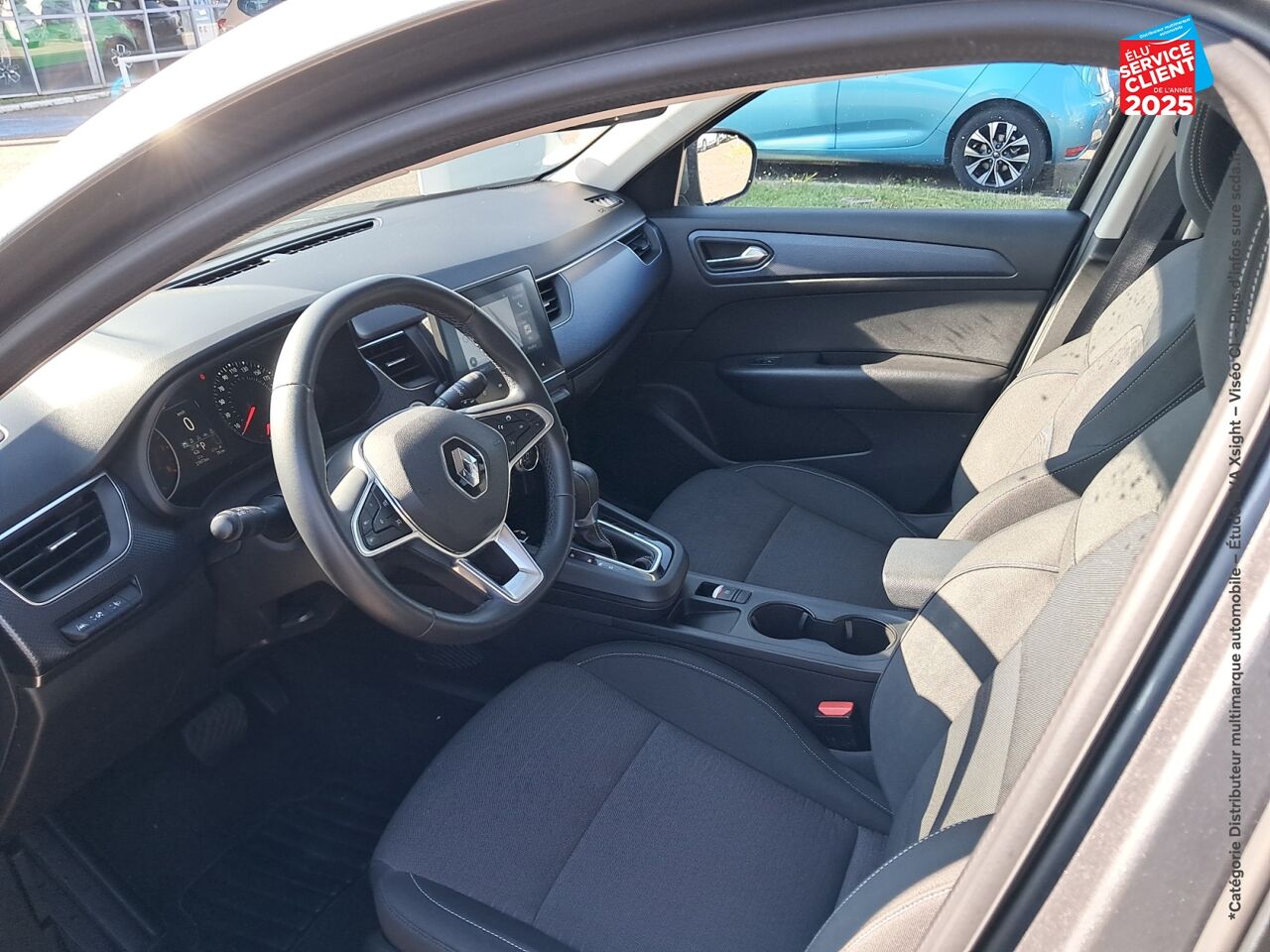 Véhicule d'occasion RENAULT ARKANA 1.3 TCE MILD HYBRID 140CH EVOLUTION EDC -22 chez Nissan Dijon