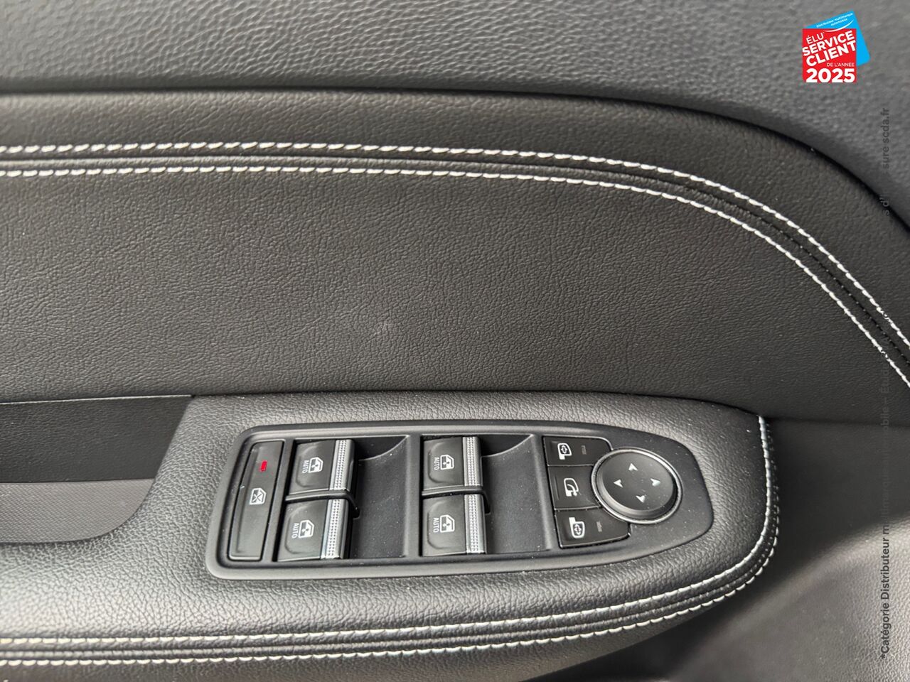 Véhicule d'occasion RENAULT ARKANA 1.3 TCE MILD HYBRID 140CH TECHNO EDC -22 GPS chez Hyundai Epernay