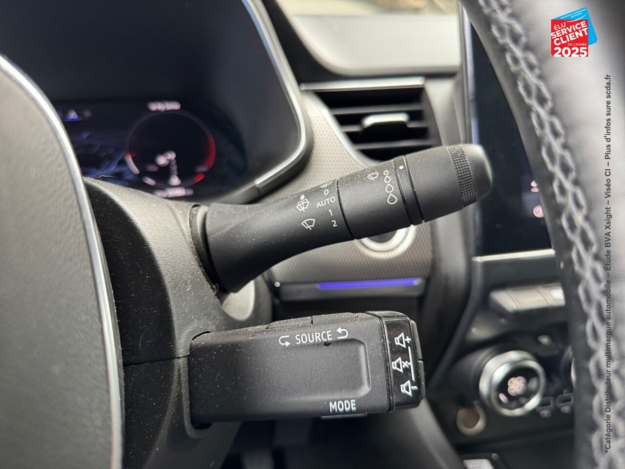 Véhicule d'occasion RENAULT ARKANA 1.3 TCE 140CH FAP INTENS EDC -21B chez HESS Automobile