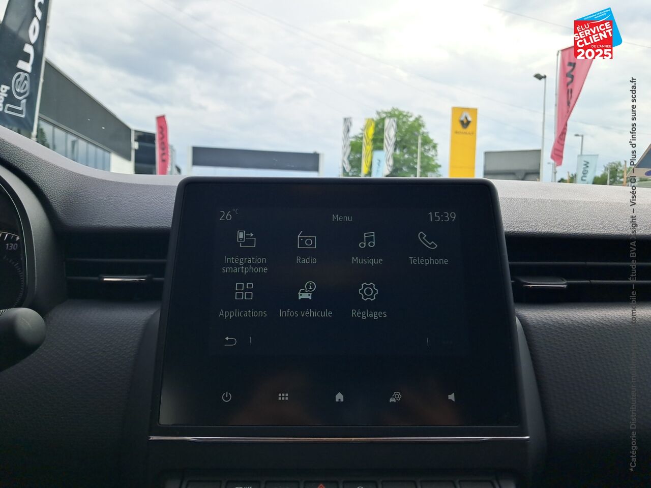 Véhicule d'occasion RENAULT CLIO 1.0 TCE 90CH EQUILIBRE chez Toyota Verdun