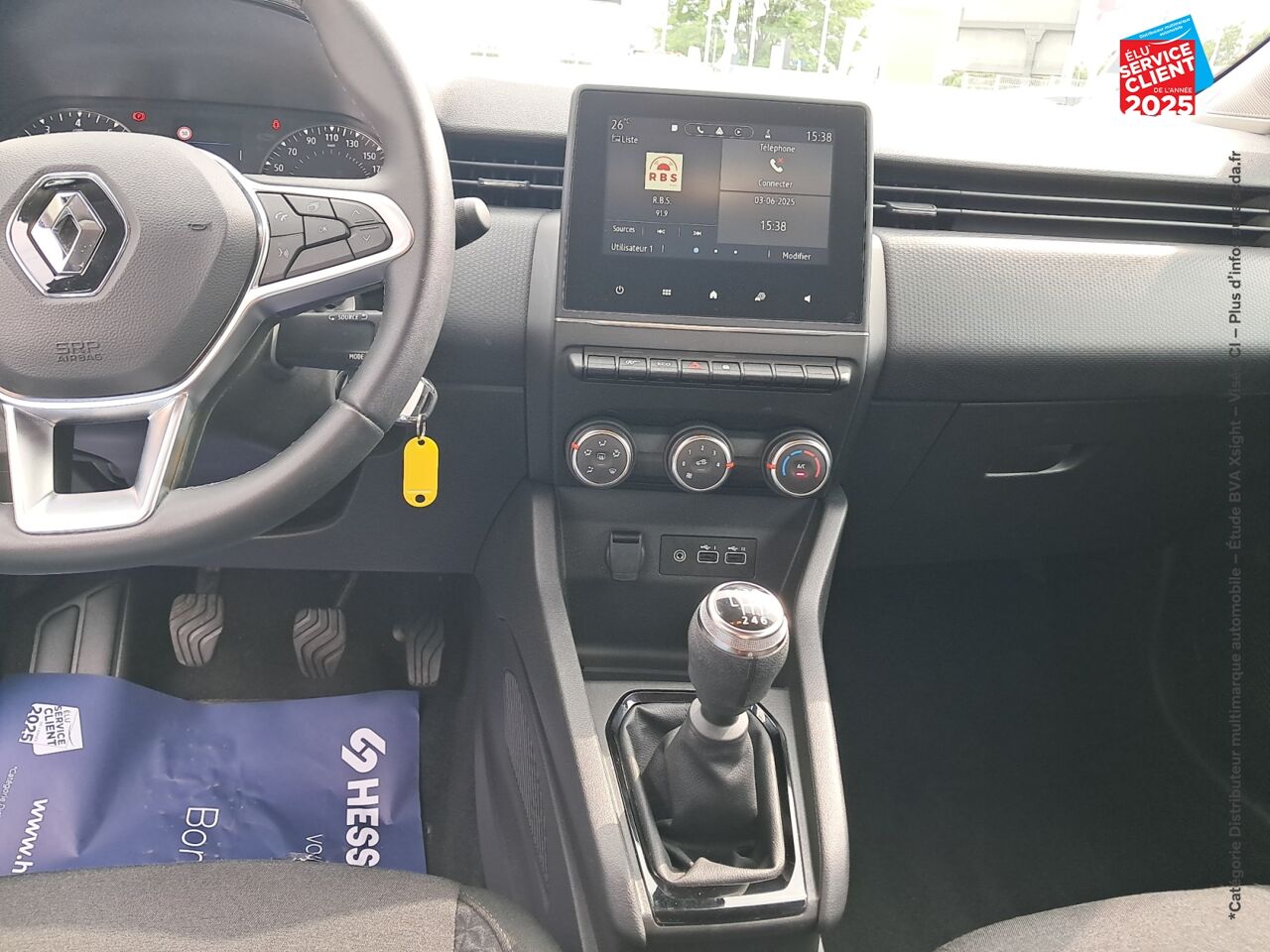 Véhicule d'occasion RENAULT CLIO 1.0 TCE 90CH EQUILIBRE chez Toyota Verdun