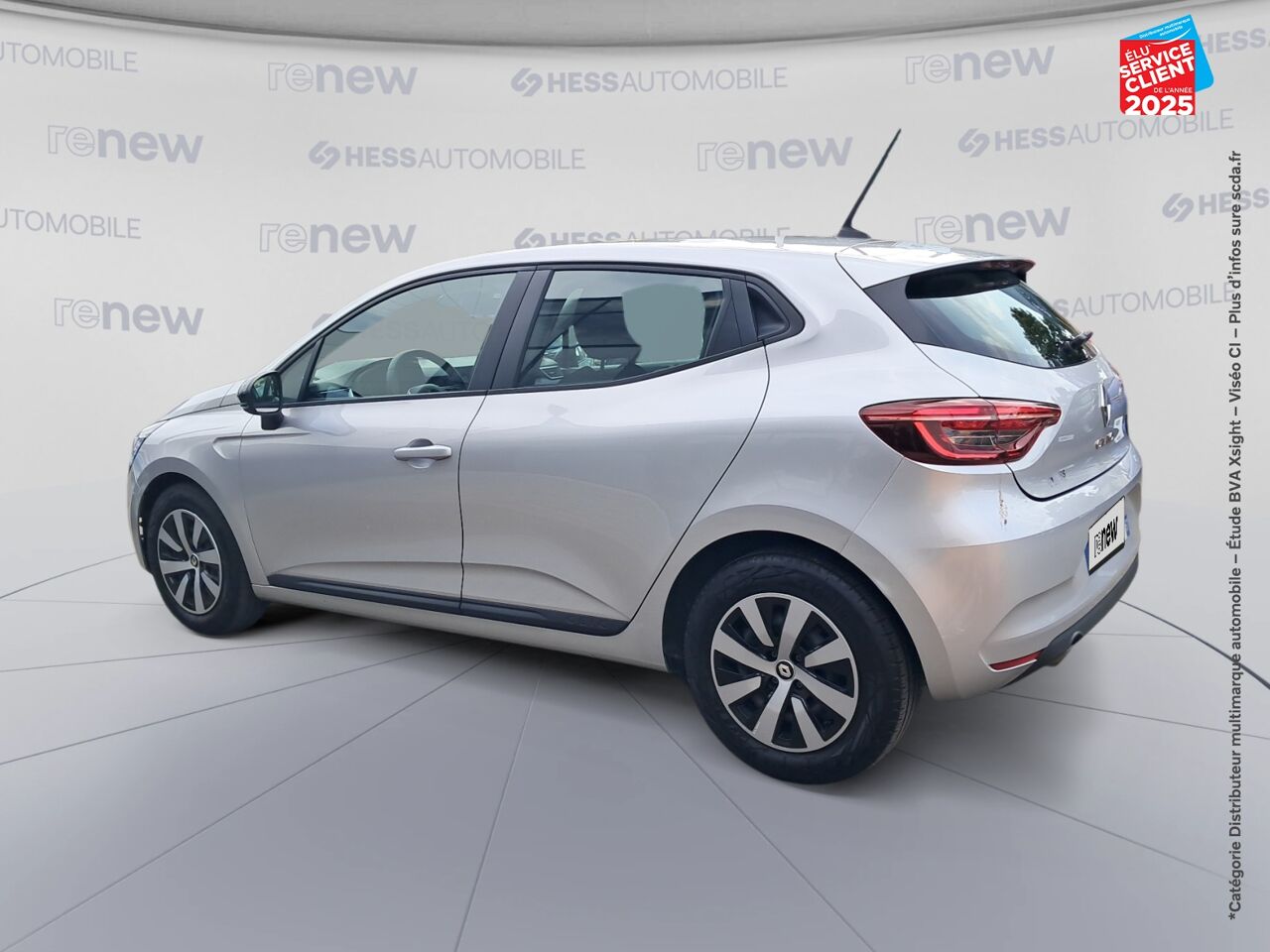 Véhicule d'occasion RENAULT CLIO 1.0 TCE 90CH EQUILIBRE chez Toyota Verdun