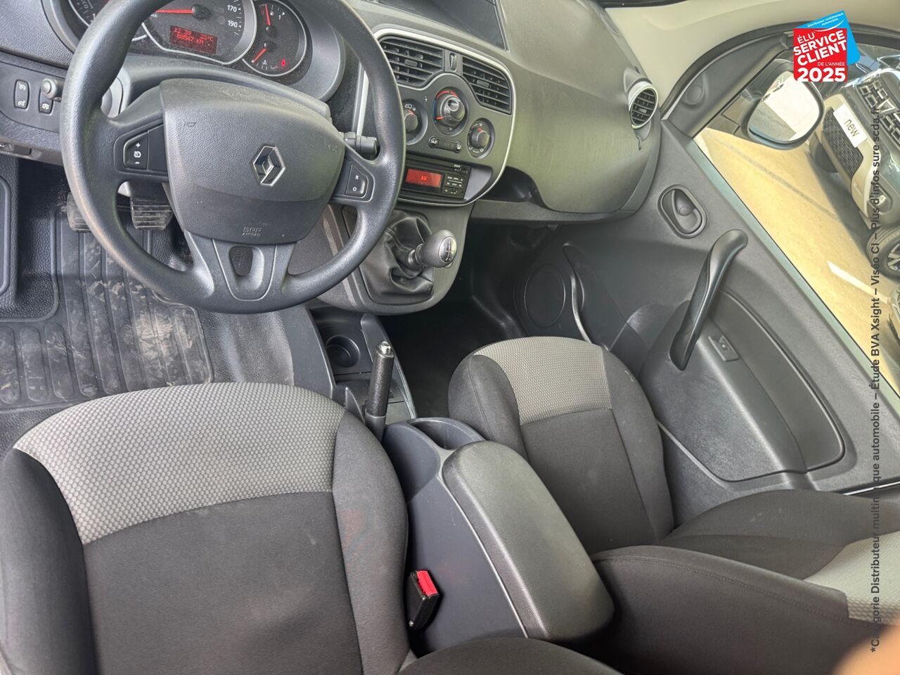 Véhicule d'occasion RENAULT KANGOO EXPRESS 1.5 BLUE DCI 80CH GRAND CONFORT 5CV chez Renault Sélestat