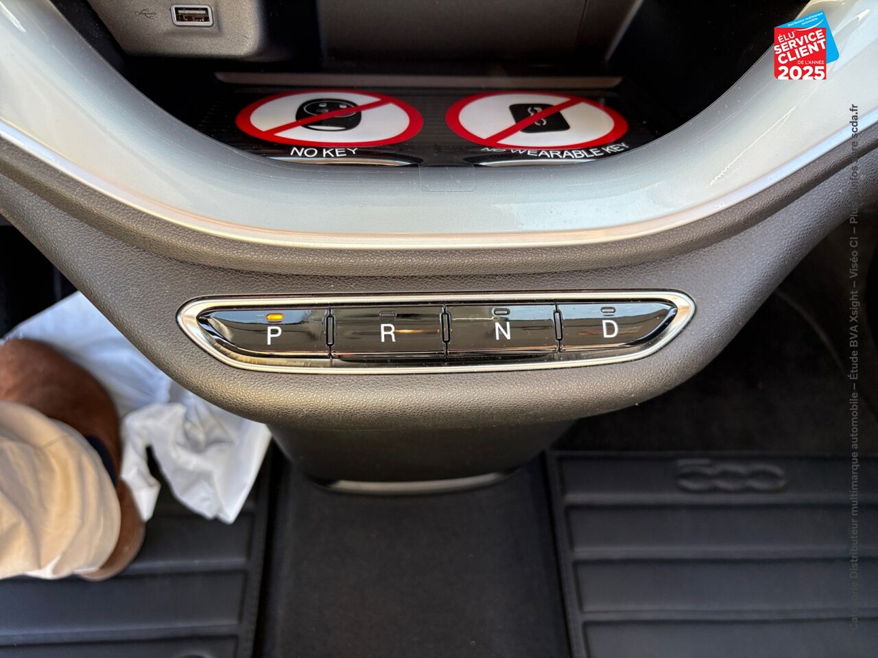 Véhicule d'occasion FIAT 500 E 118CH ICONE chez Hyundai Reims