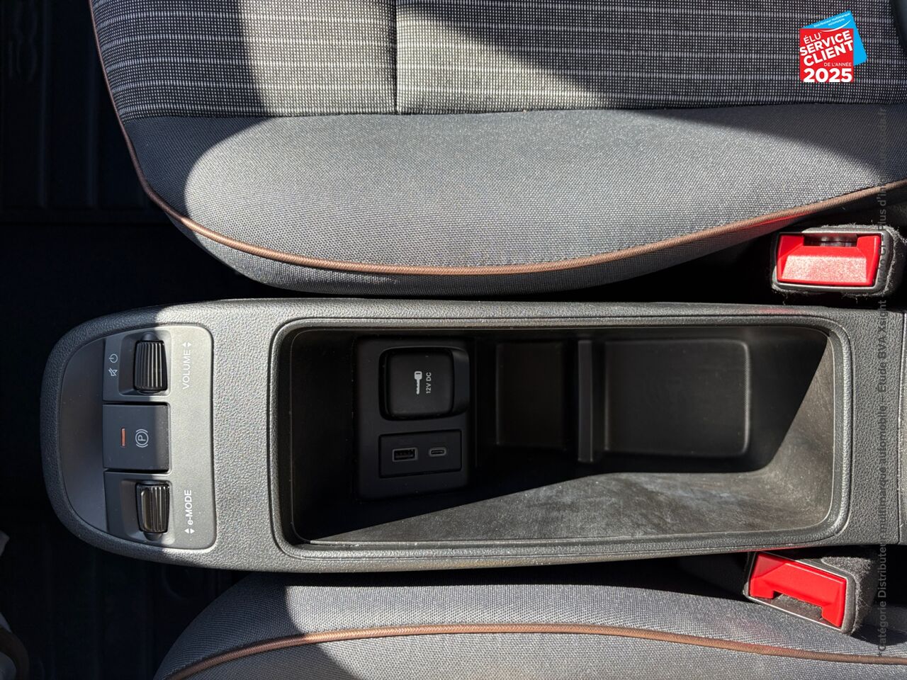 Véhicule d'occasion FIAT 500 E 118CH ICONE chez Hyundai Reims