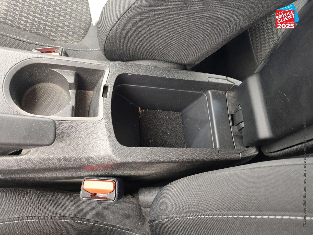 Véhicule d'occasion PEUGEOT 308 1.2 PURETECH 110CH S/S ACTIVE BUSINESS GPS CAMERA chez Peugeot Hirson