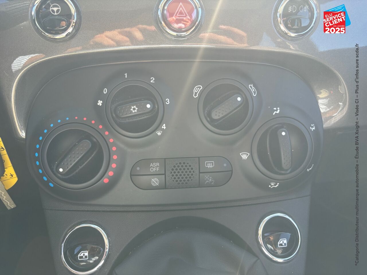 Véhicule d'occasion FIAT 500 1.2 8V 69CH ECO PACK LOUNGE EURO6D chez Toyota Thionville