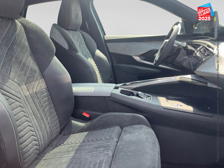 PEUGEOT 3008 1.2 HYBRID...