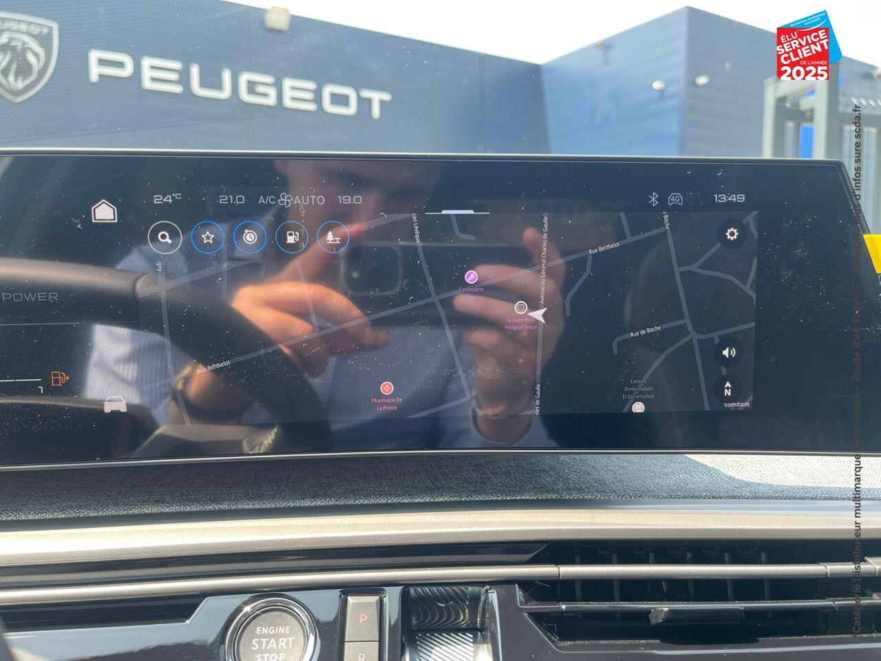 chez Peugeot Charleville