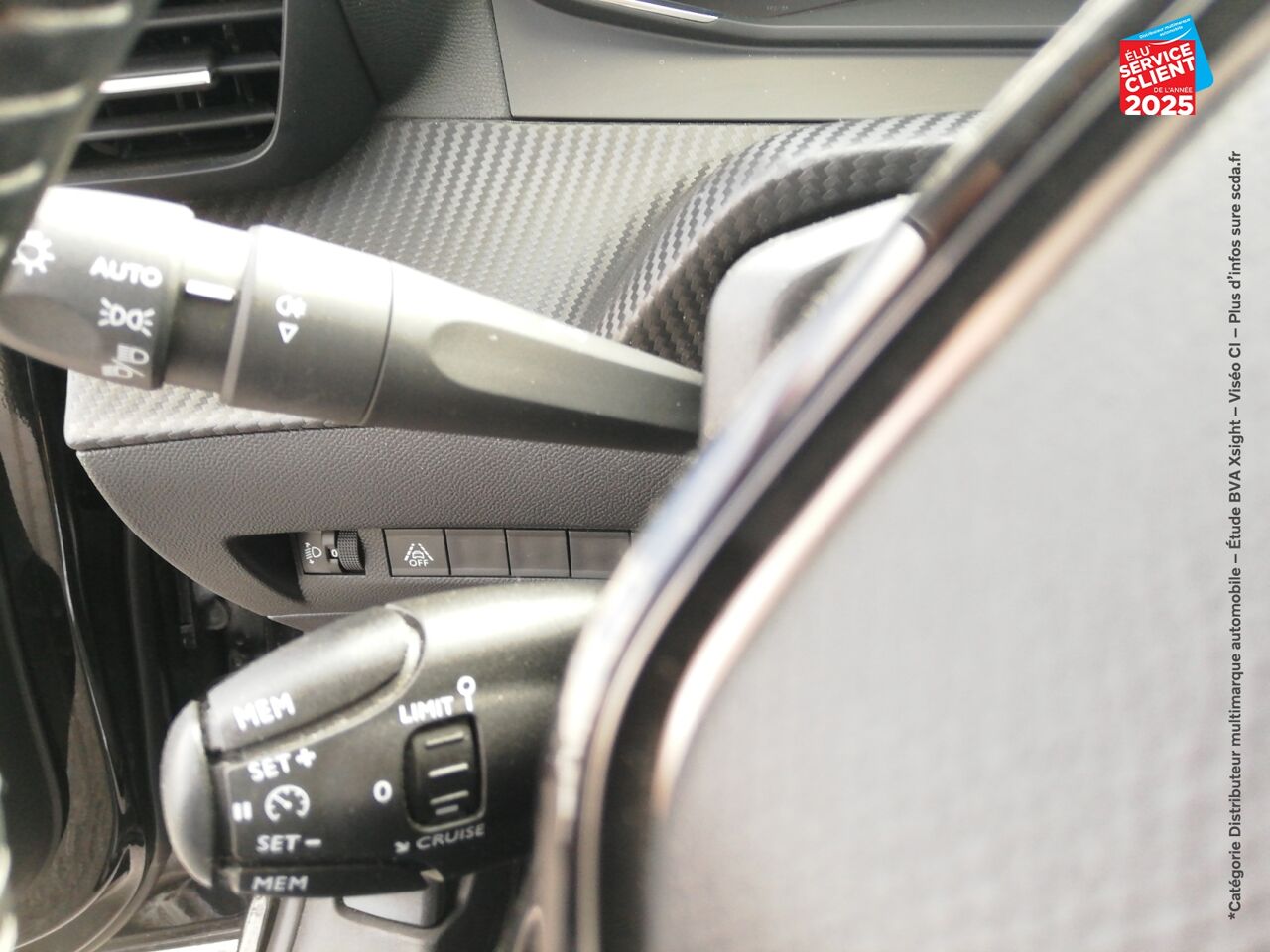 Véhicule d'occasion PEUGEOT 208 E-136CH STYLE chez Toyota Besançon