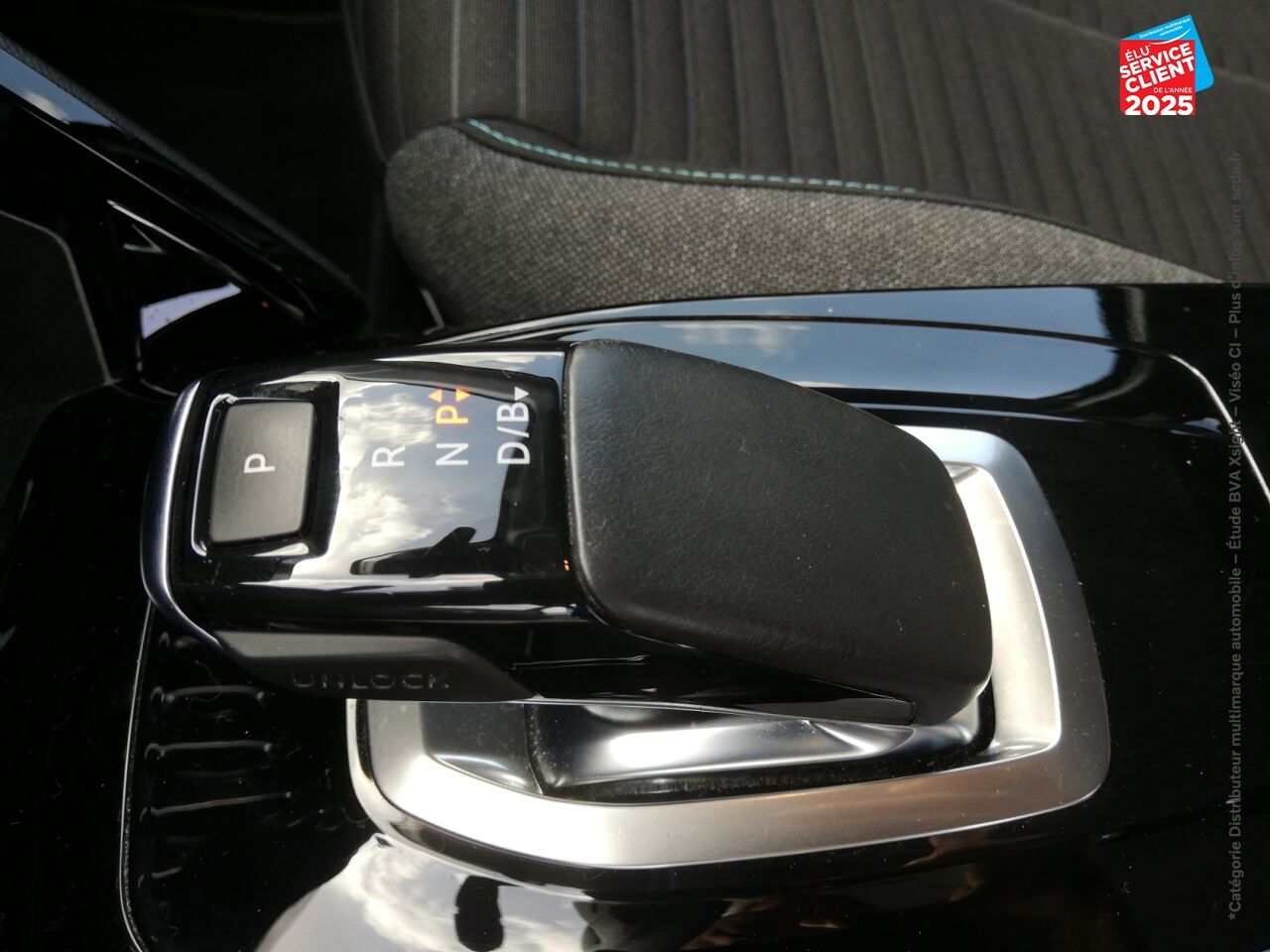 Véhicule d'occasion PEUGEOT 208 E-136CH STYLE chez Toyota Besançon