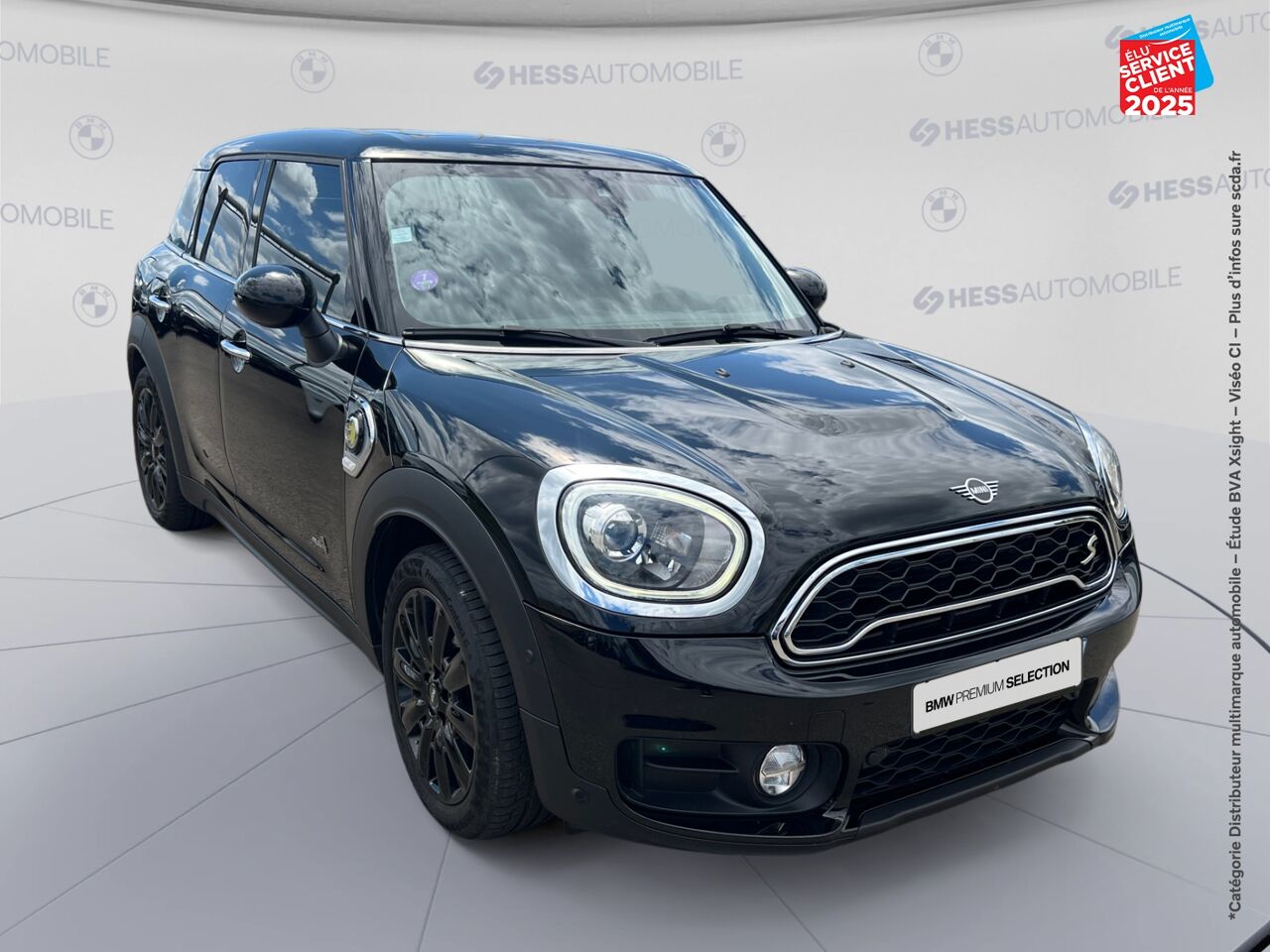 Véhicule d'occasion MINI COUNTRYMAN COOPER SE 136CH + 88CH EXQUISITE ALL4 BVA TPANO SIEGES CHAUF/CUIR chez MINI Besançon