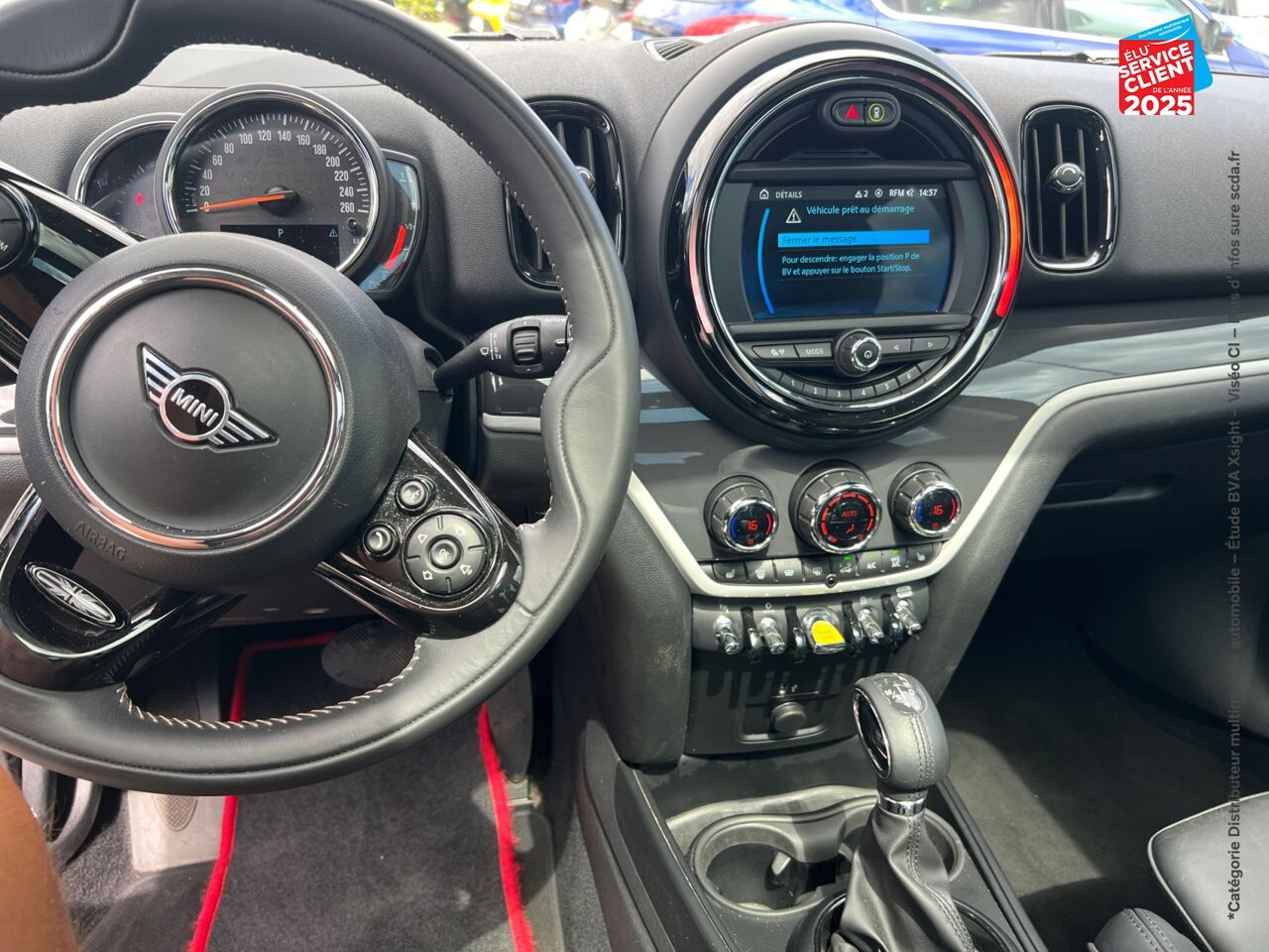 Véhicule d'occasion MINI COUNTRYMAN COOPER SE 136CH + 88CH EXQUISITE ALL4 BVA TPANO SIEGES CHAUF/CUIR chez MINI Besançon