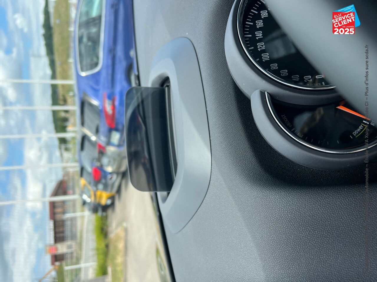 Véhicule d'occasion MINI COUNTRYMAN COOPER SE 136CH + 88CH EXQUISITE ALL4 BVA TPANO SIEGES CHAUF/CUIR chez MINI Besançon