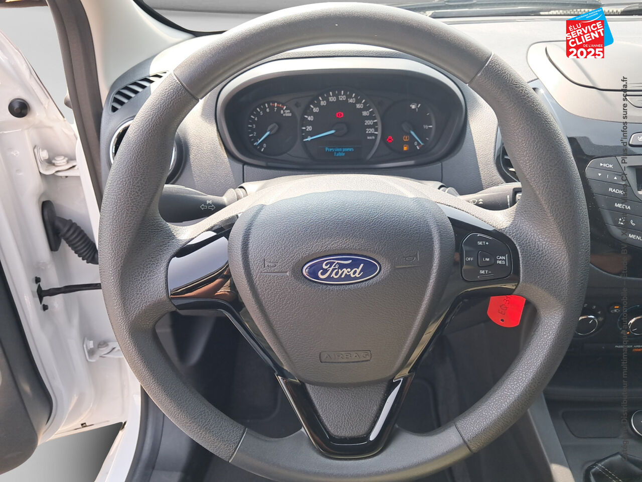 Véhicule d'occasion FORD KA+ 1.2 TI-VCT 70CH SS ESSENTIAL chez Opel Saint-Dizier