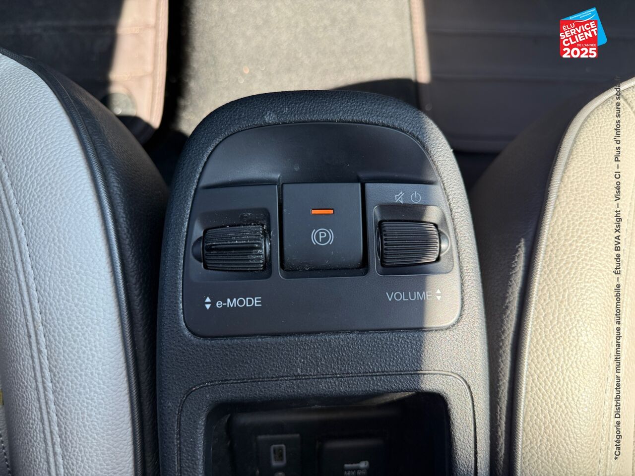 Véhicule d'occasion FIAT 500 3+1 E 118CH LA PRIMA TPANO CAMERA GPS chez Opel Bar le Duc