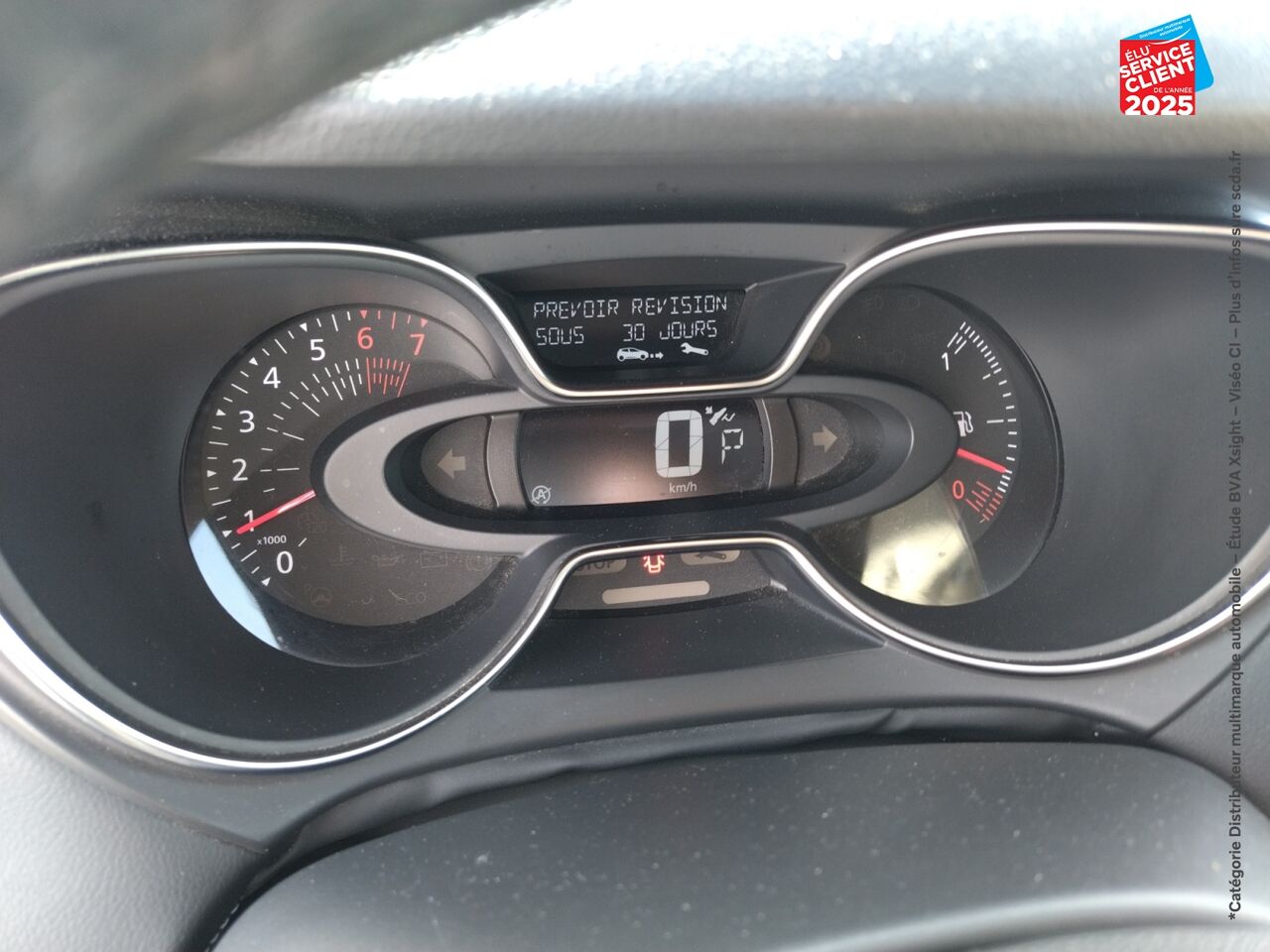 Véhicule d'occasion RENAULT CAPTUR 1.2 TCE 120CH ENERGY INITIALE PARIS EDC chez Dacia Belfort