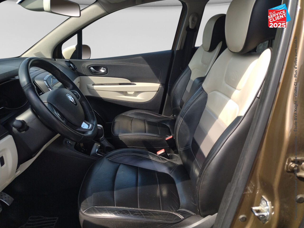 Véhicule d'occasion RENAULT CAPTUR 1.2 TCE 120CH ENERGY INITIALE PARIS EDC chez Dacia Belfort