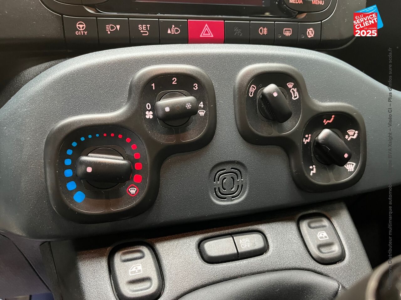 Véhicule d'occasion FIAT PANDA 1.2 8V 69CH EASY chez Renault Saint-Louis