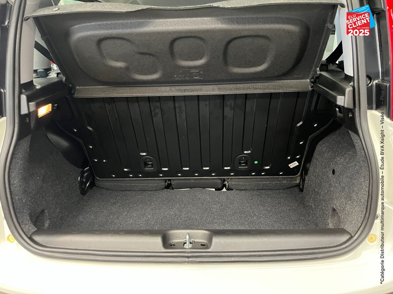 Véhicule d'occasion FIAT PANDA 1.2 8V 69CH EASY chez Renault Saint-Louis