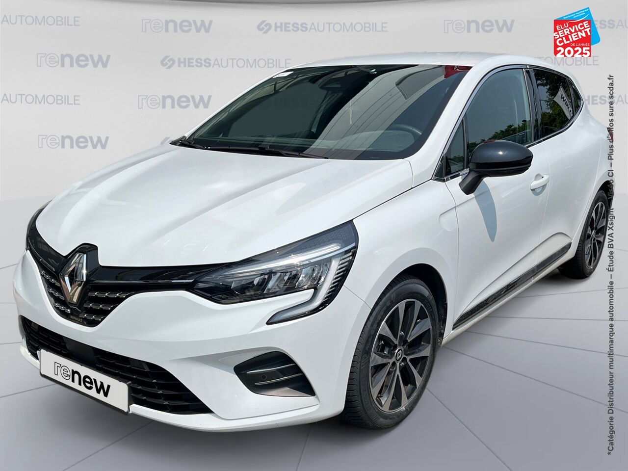 Véhicule d'occasion RENAULT CLIO 1.6 E-TECH HYBRIDE 145CH TECHNO CAMERA chez Opel Saint-Dizier