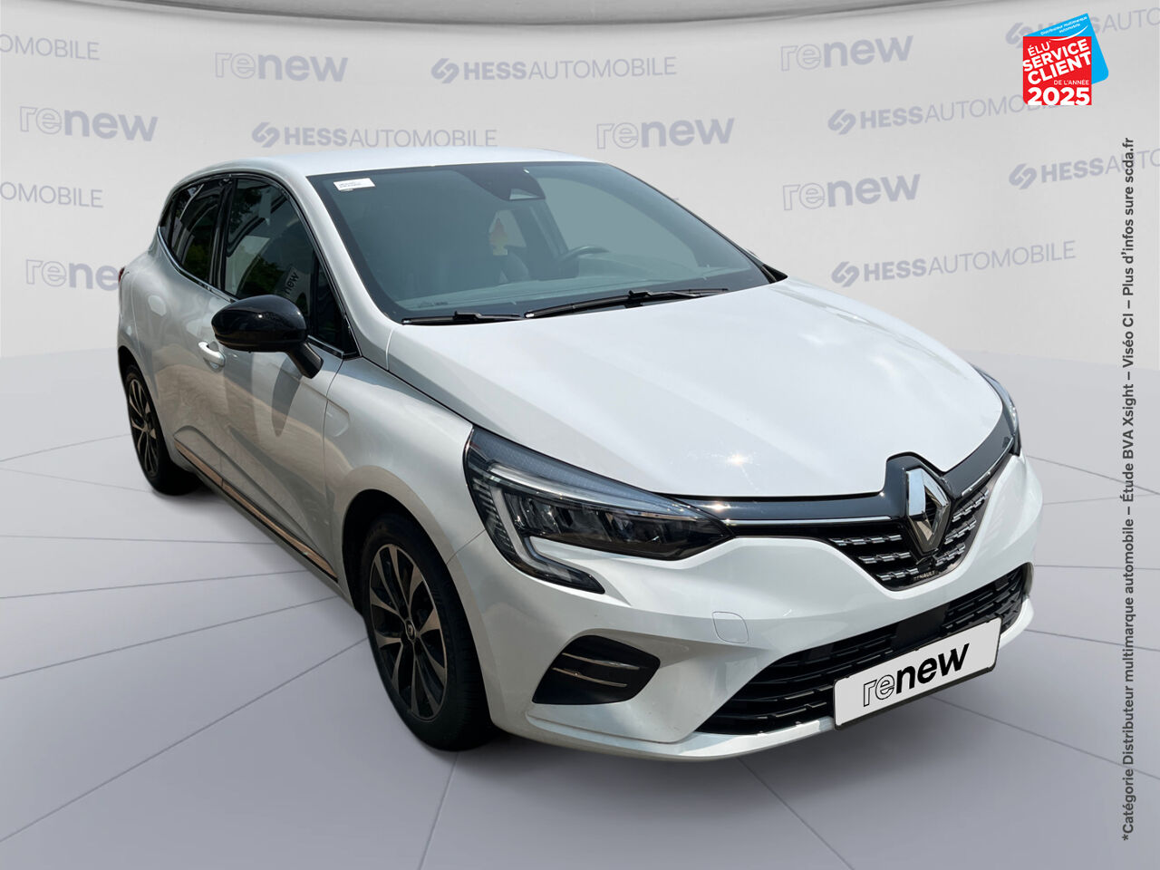 Véhicule d'occasion RENAULT CLIO 1.6 E-TECH HYBRIDE 145CH TECHNO CAMERA chez Opel Saint-Dizier