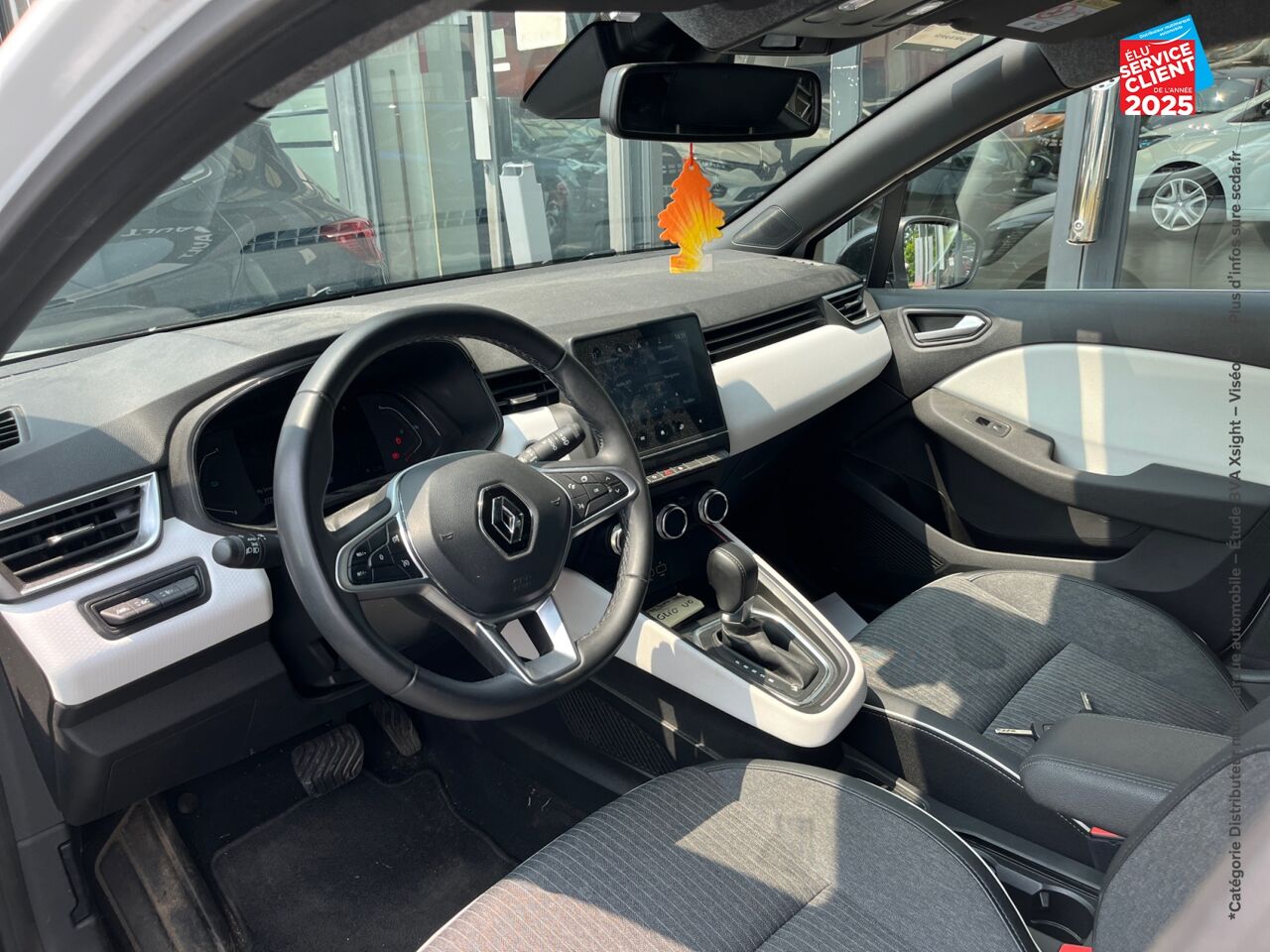 Véhicule d'occasion RENAULT CLIO 1.6 E-TECH HYBRIDE 145CH TECHNO CAMERA chez Opel Saint-Dizier