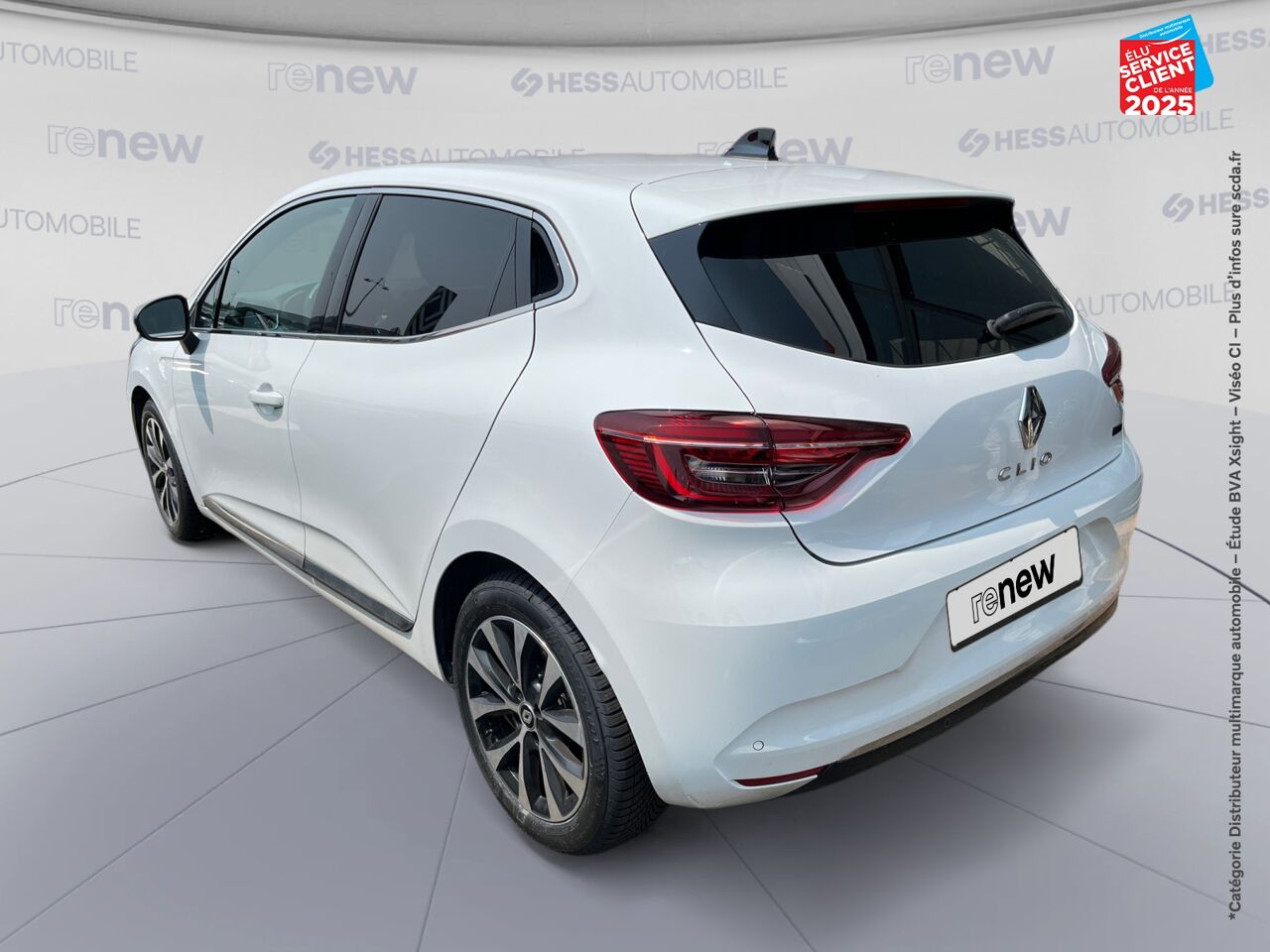 Véhicule d'occasion RENAULT CLIO 1.6 E-TECH HYBRIDE 145CH TECHNO CAMERA chez Opel Saint-Dizier