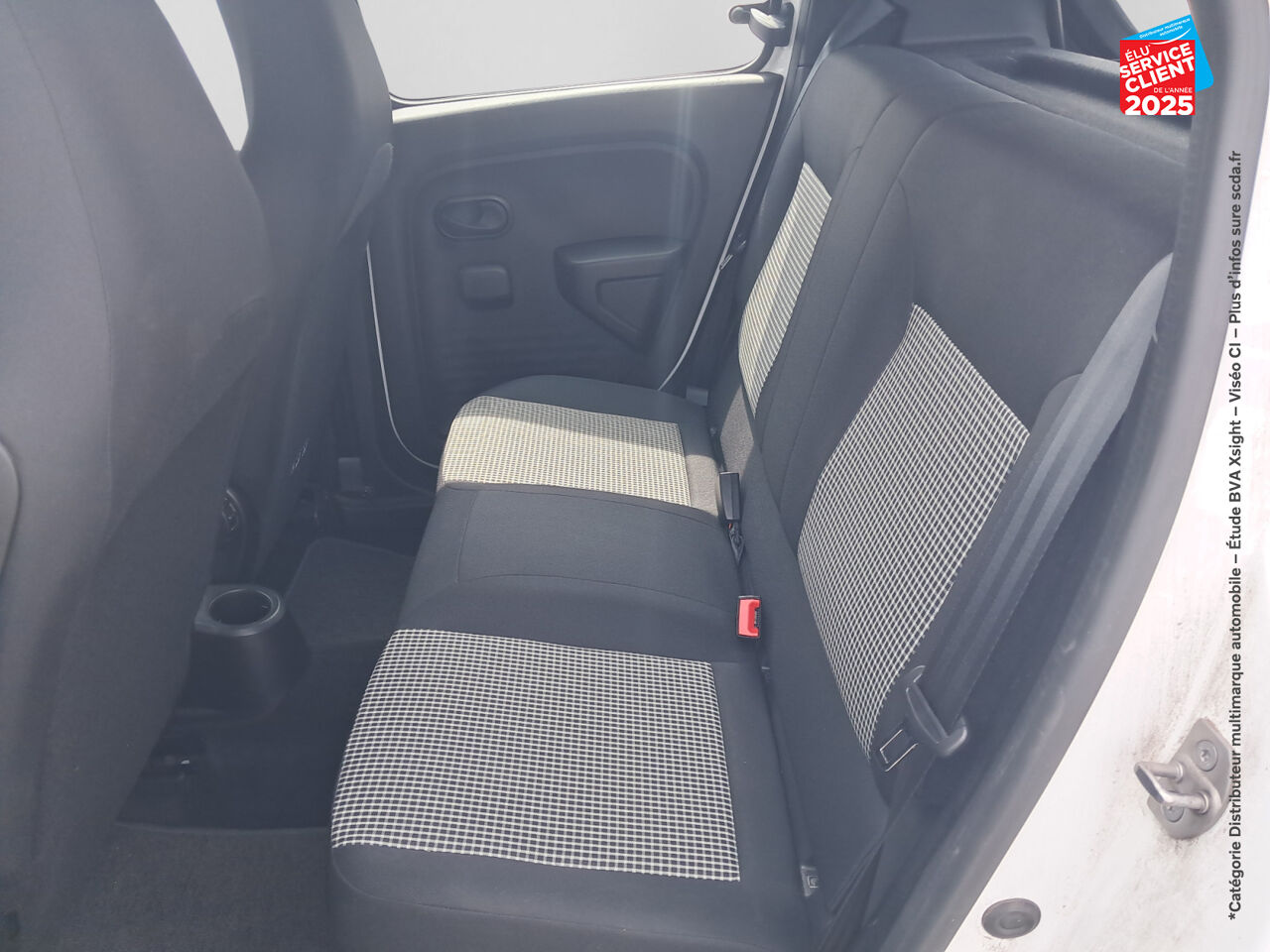Véhicule d'occasion RENAULT TWINGO E-TECH ELECTRIC LIFE R80 ACHAT INTEGRAL - 21MY chez Nissan Thionville