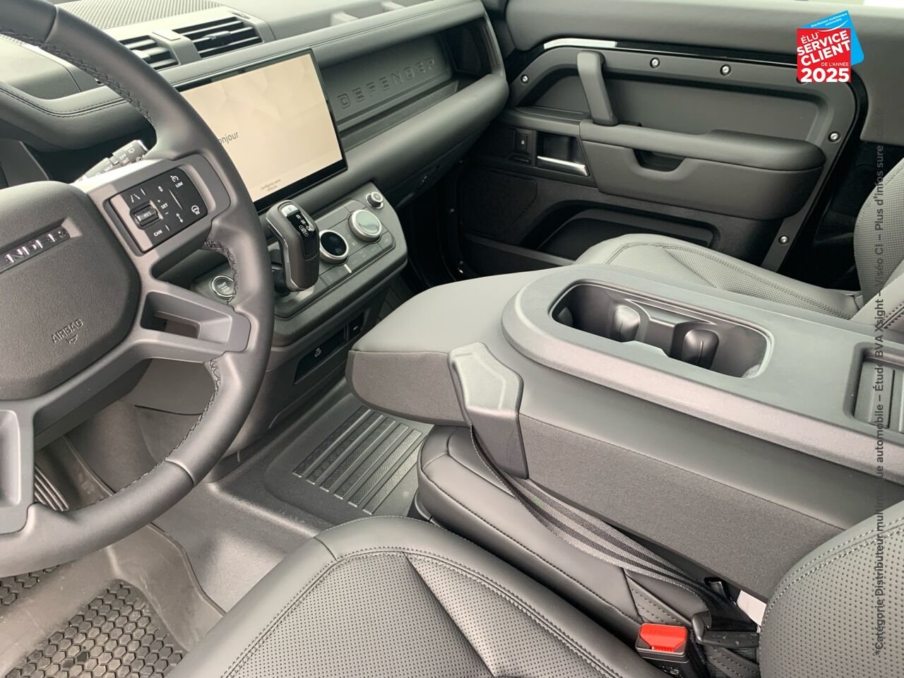 Véhicule d'occasion LAND-ROVER DEFENDER 90 3.0 D250 HARD TOP X-DYNAMIC SE chez Toyota Thionville