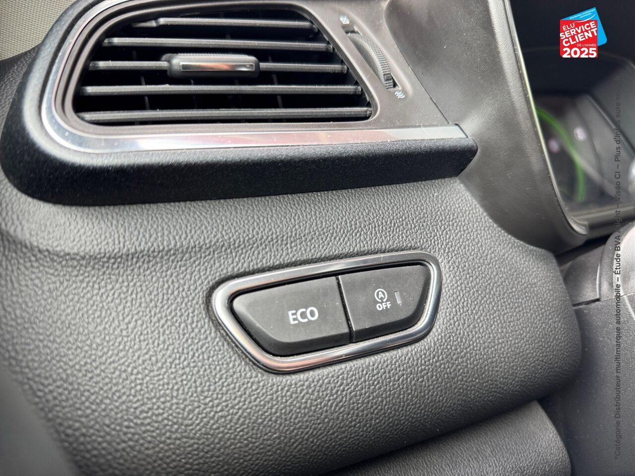 Véhicule d'occasion RENAULT KADJAR 1.3 TCE 140CH FAP INTENS - 21 chez Dacia Montbéliard