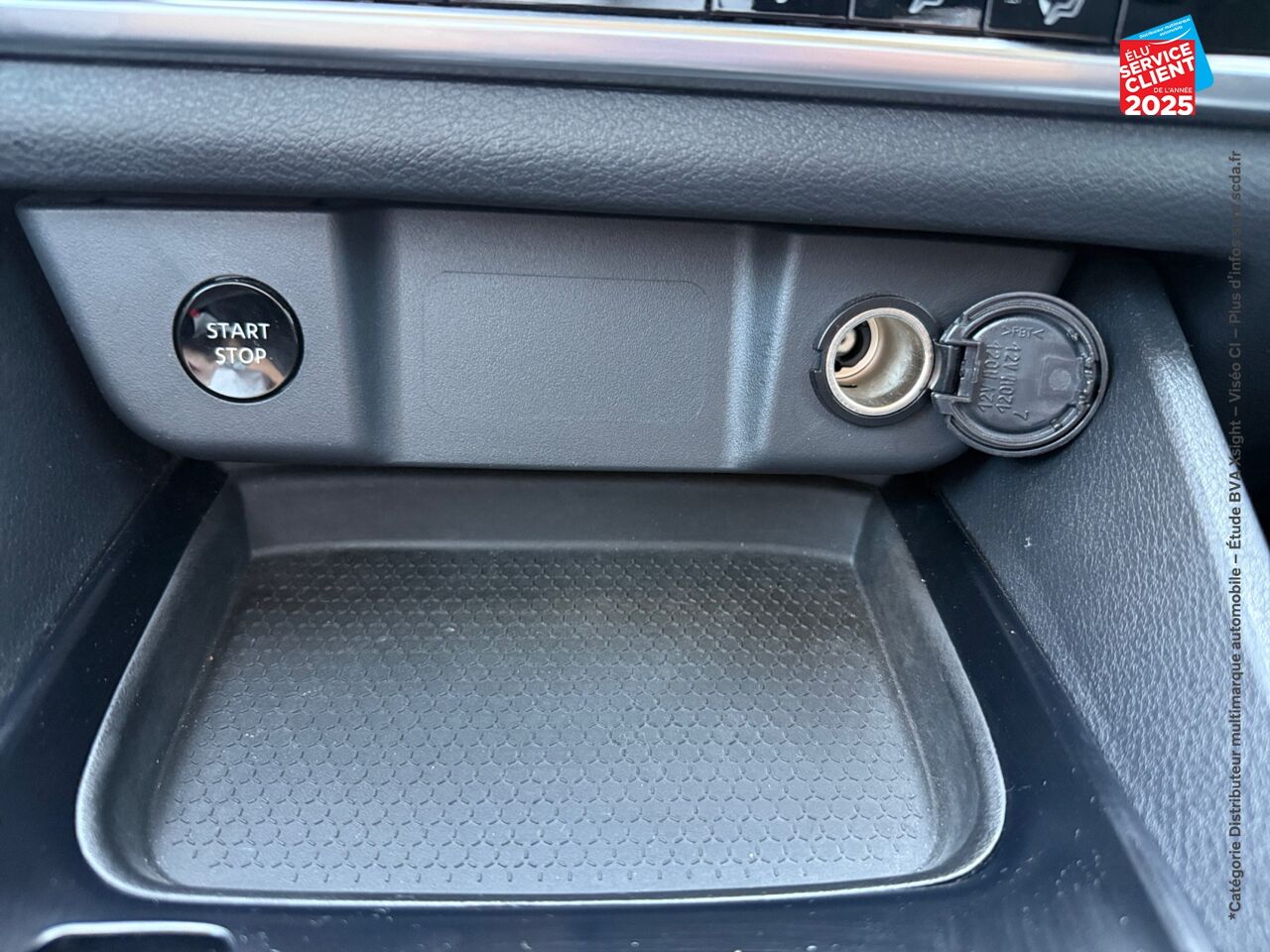 Véhicule d'occasion NISSAN QASHQAI E-POWER 190CH ACENTA 2022 chez Toyota Verdun