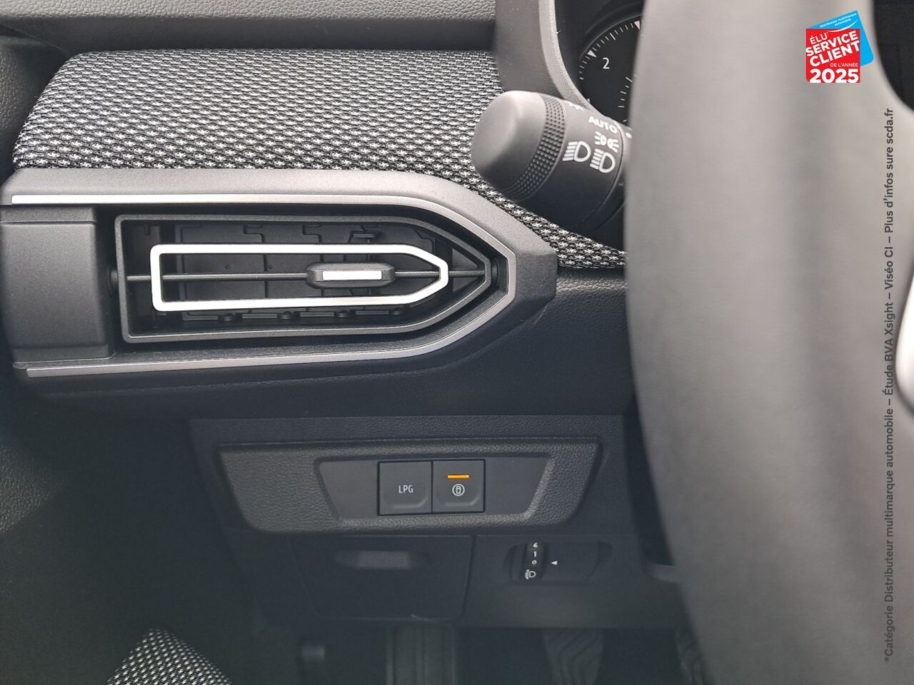 Véhicule d'occasion DACIA SANDERO 1.0 ECO-G 100CH JOURNEY chez Renault Sélestat