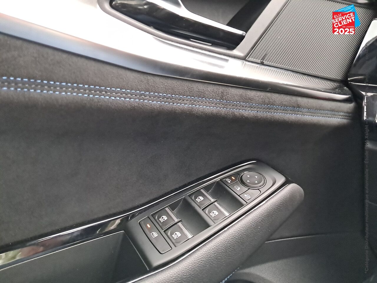 Véhicule d'occasion RENAULT ESPACE 1.2 E-TECH FULL HYBRID 200CH ESPRIT ALPINE chez Toyota Thionville