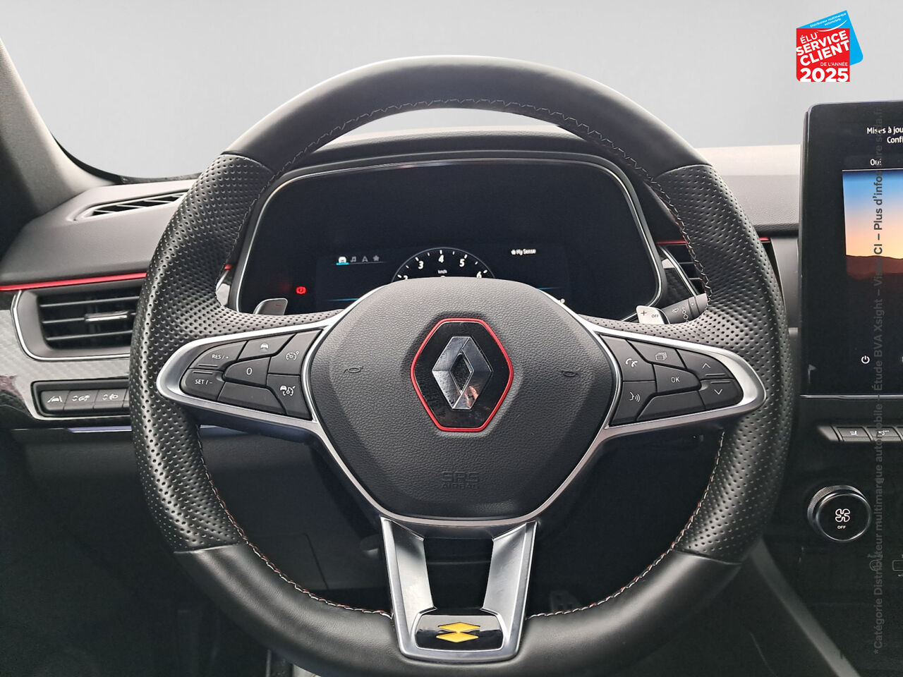 Véhicule d'occasion RENAULT ARKANA 1.3 TCE MILD HYBRID 160CH RS LINE EDC -22 chez Toyota Bar le Duc