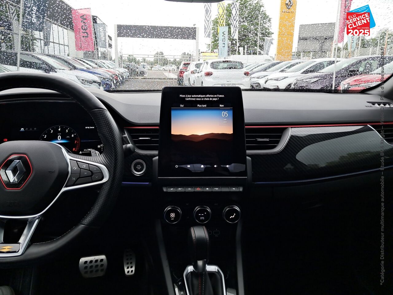 Véhicule d'occasion RENAULT ARKANA 1.3 TCE MILD HYBRID 160CH RS LINE EDC -22 chez Toyota Bar le Duc