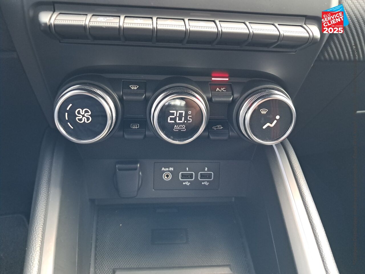 Véhicule d'occasion RENAULT CLIO 1.0 TCE 100CH RS LINE - 20 chez Renault Saint-Louis