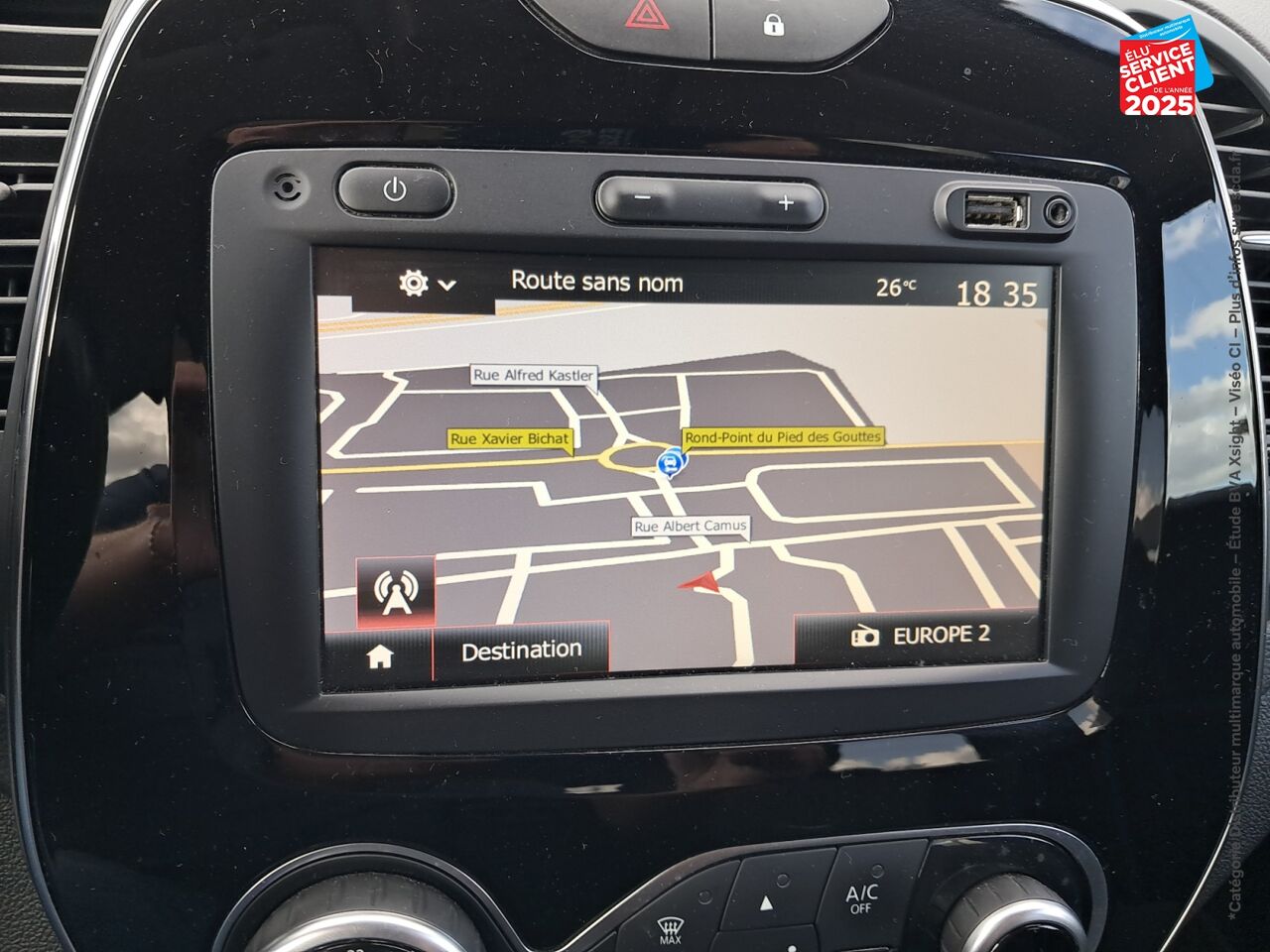 Véhicule d'occasion RENAULT CAPTUR 1.3 TCE 130CH FAP INTENS chez HESS Automobile