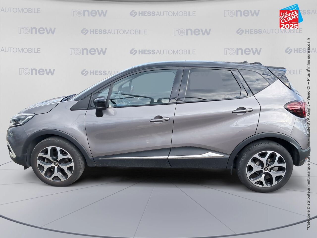 Véhicule d'occasion RENAULT CAPTUR 1.3 TCE 130CH FAP INTENS chez HESS Automobile